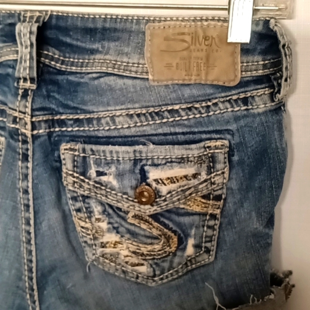 Silver Jeans Suki 26 Cut off Shorts - Picture 3 of 9